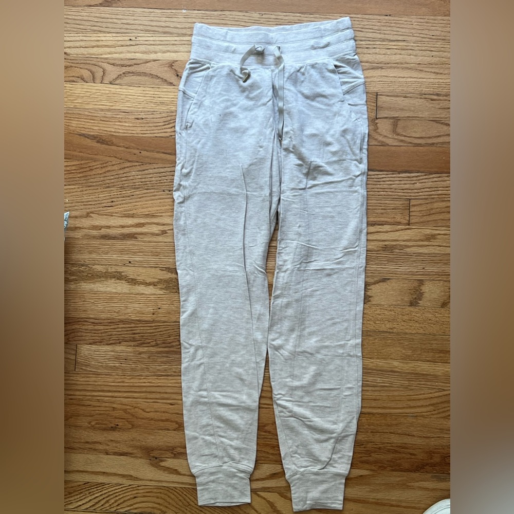 Lululemon joggers